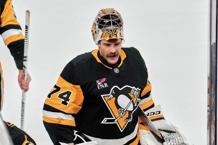 NHL free agency opens, Skinner heads to Jets
